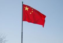 Le gouvernement chinois dénonce une menace militaire « inacceptable » du Japon