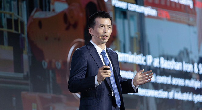 Peng Song, Huawei : exploiter le modèle C.A.F. pour étendre la connectivité et insuffler une nouvelle dynamique de croissance
