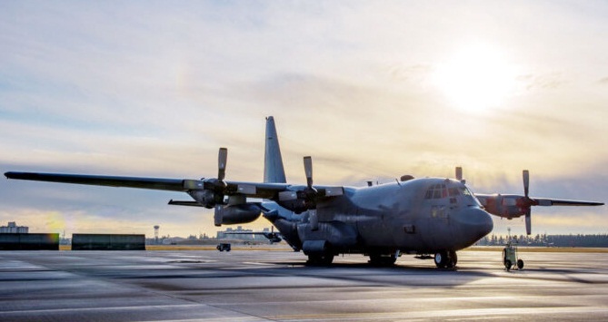 AMMROC assure la maintenance d’un C-130 de l’armée de l’air tunisienne à Al Ain