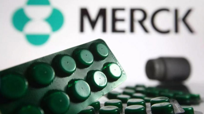 Le Royaume-Uni autorise la pilule contre le Covid-19 de Merck