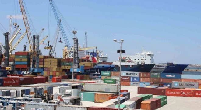 tunisie-loffice-des-cereales-dans-lincapacite-de-payer-des-bateaux-charges-de-ble-dorge-et-de-farine-en-attente-en-mer