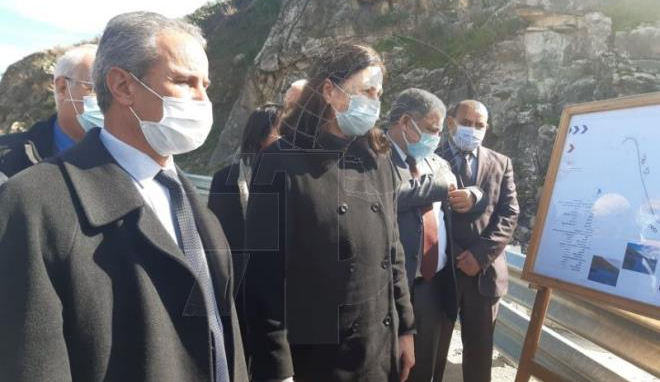 La ministre de l’Equipement inaugure le pont sur l'Oued Medjerda sur la route régionale n° 131 à Testour