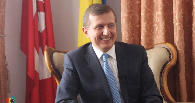 L’ambassadeur Ukrainien en Tunisie Volodymr Khomanets