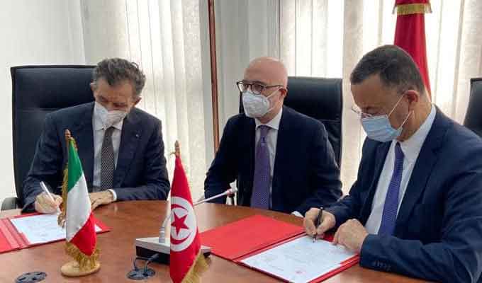 Le Croissant rouge tunisien livre des concentrateurs d’oxygène au ministère de la Santé