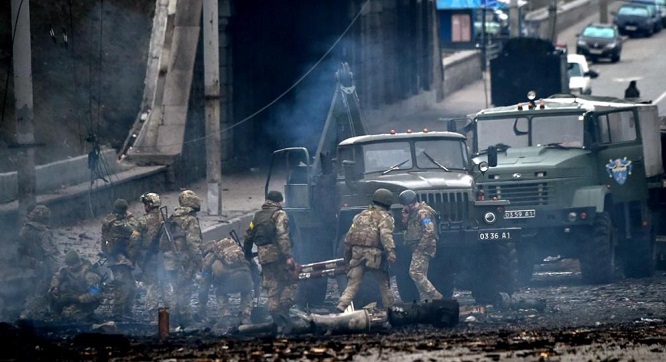 Environ 1.300 soldats ukrainiens tués dans l’offensive russe – Zelenski