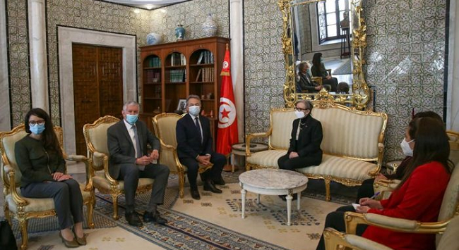 Nejla Bouden reçoit l’émissaire d’Emmanuel Macron