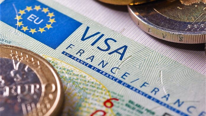 France : 12 268 titres de séjours accordés aux Tunisiens en 2021 (motifs & détails)