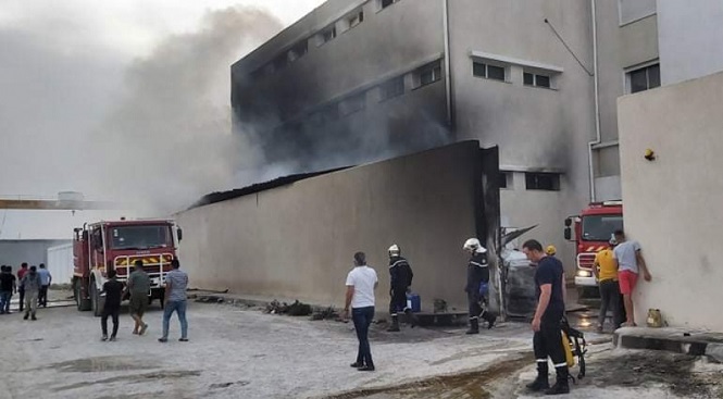 Incendie dans l’usine de papier à Chebika