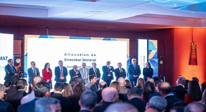 stellantis-la-premiere-jeep-electrique-aura-un-moteur-made-in-france