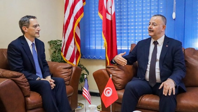 Don américain sous forme de couveuses pour bébé au profit de certains hôpitaux publics