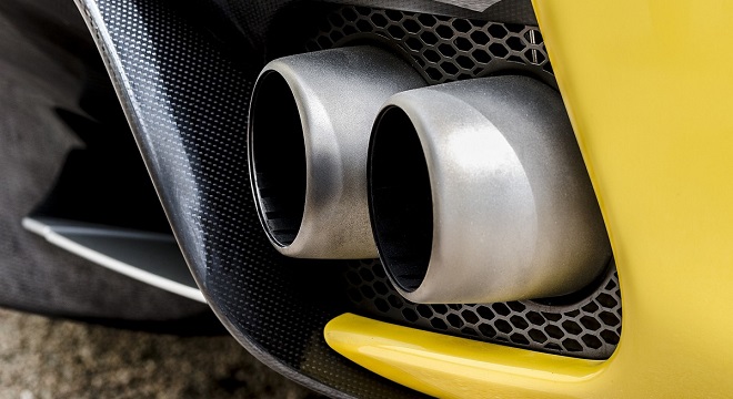 Echappement-voiture-thermique