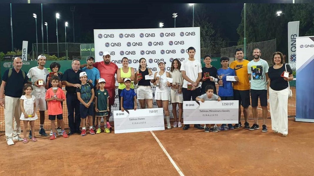 - qnb-en-soutien-aux-jeunes-tennismen-en-herbe-a-la-quinzaine-du-tct-valorisant-le-sport-pour-le-developpement-durable-02