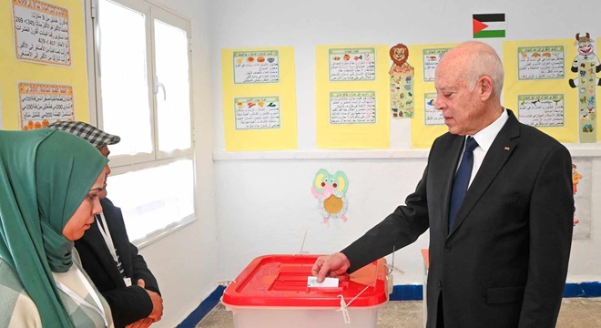 kais saied vote 02