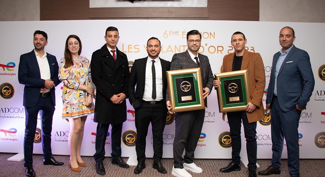 chery-triomphe-aux-volants-dor-2023-un-double-honneur-couronne-son-succes