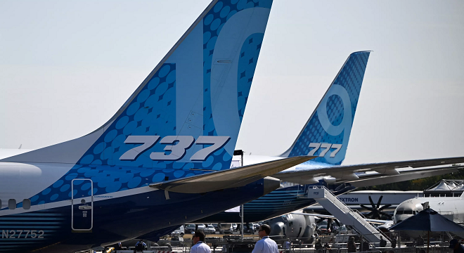 Pourquoi Airbus utilise le 3 et Boeing le 7 pour nommer ses avions