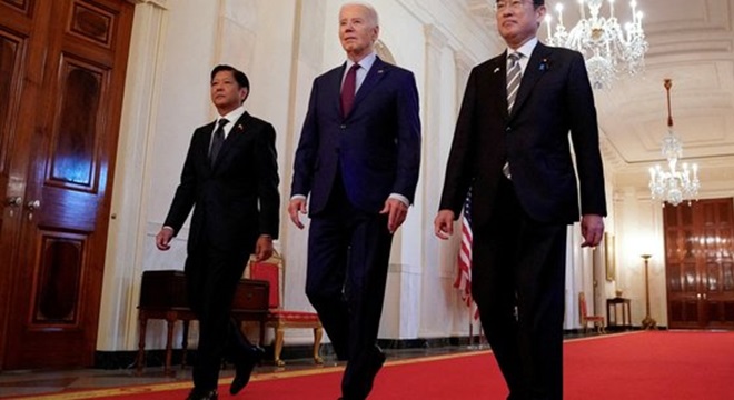 inédit : Le Japon, les Philippines et les Etats-Unis s’unissent face au « comportement considéré agressif » de la Chine