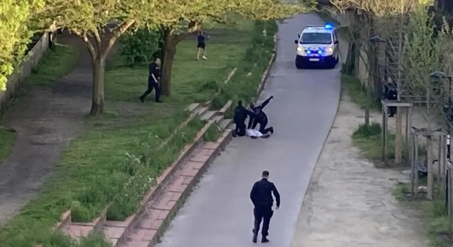 france-un-homme-arme-dun-couteau-fait-un-mort-a-bordeaux-avant-detre-abattu02
