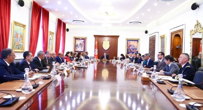 Le chef du gouvernement préside une réunion sur la stratégie nationale de la jeunesse 2035