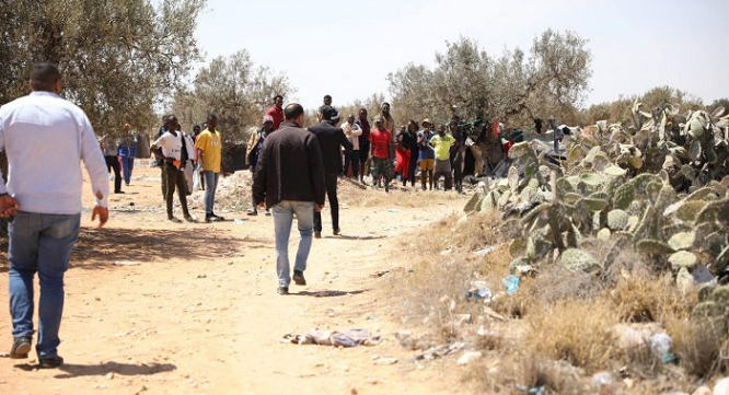 Une délégation parlementaire se rend à Jbéniana et el-Amra, où se concentrent des migrants subsahariens