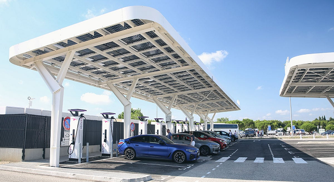 la-france-se-dote-dune-feuille-de-route-ambitieuse-pour-son-industrie-automobile
