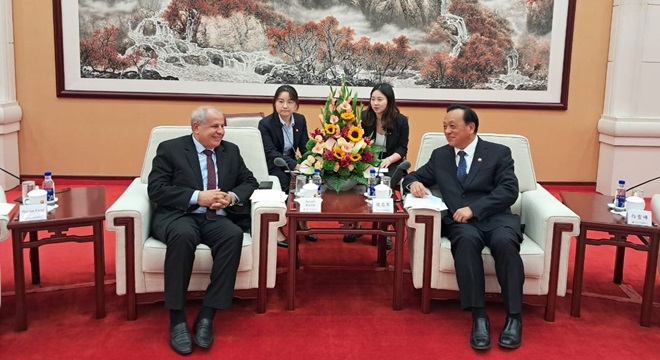 Algérie- Sonatrach renforce ses liens avec des partenaires chinois