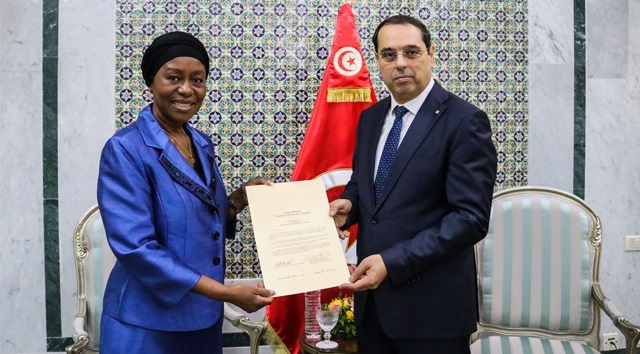 La nouvelle ambassadrice de Namibie remet les copies figurées de ses lettres de créance au secrétaire d’Etat aux Affaires étrangères