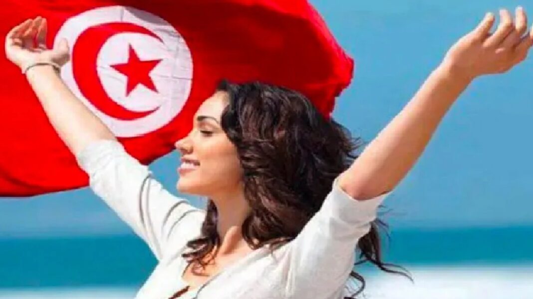 - La-femme-la Femme Tunisienne Brille de Mille Feux-01