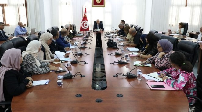 Séance de travail sur les moyens d’améliorer la productivité et la rentabilité de la SIPHAT