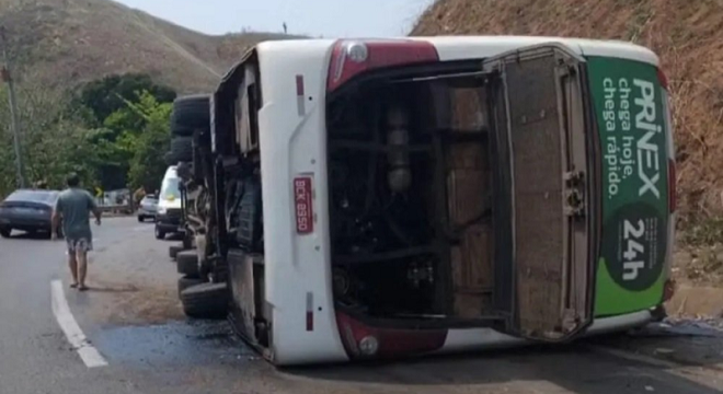 Un accident de bus coûte la vie à trois joueurs