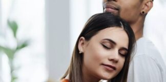 Il y a plusieurs « mauvaises raisons » de rester en couple avec quelqu’un, mais celle-là est la pire