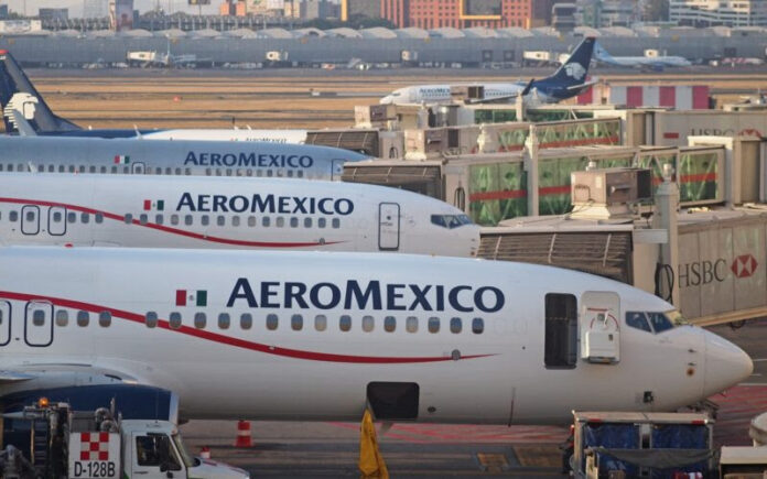 L’aéroport de Mexico suspend ses vols en raison de fortes pluies provoquant des inondations