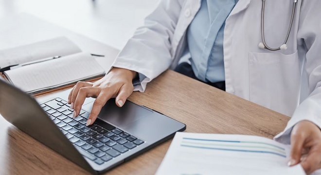 Une infirmière radiée huit mois pour une relation avec un patient