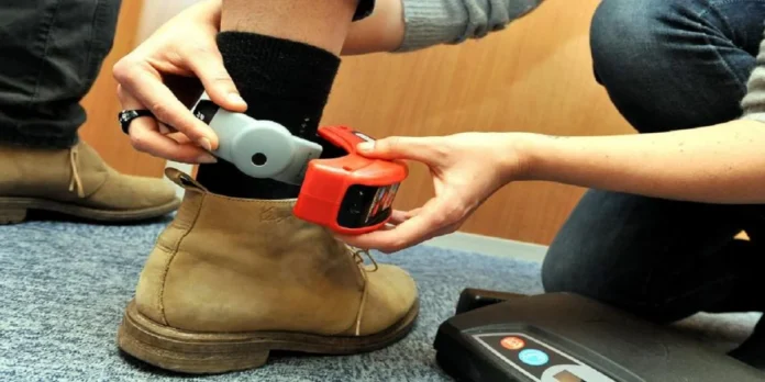 La Justice opte pour des bracelets électroniques pour les peines alternatives… 600 millions de DT seront consacrés à leurs acquisitions