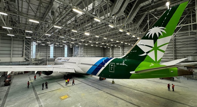 L’Arabie Saoudite va créer 2 nouvelles Cies aériennes aux côtés de Saudia, Riyadh Air, flynas et flyadeal, et ce, pour stimuler l’économie et créer une destination touristique plus accueillante