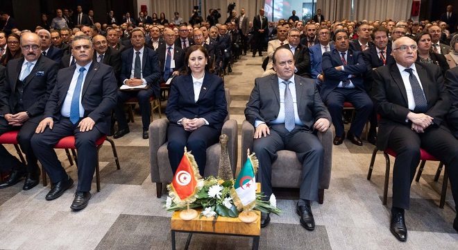 La cheffe du gouvernement et son homologue algérien ouvrent le Forum économique tuniso-algérien