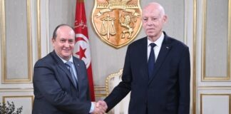 Le président de la République reçoit le premier ministre algérien