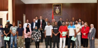 Manouba : Remise de 11 avis d’approbation de financement de petits projets