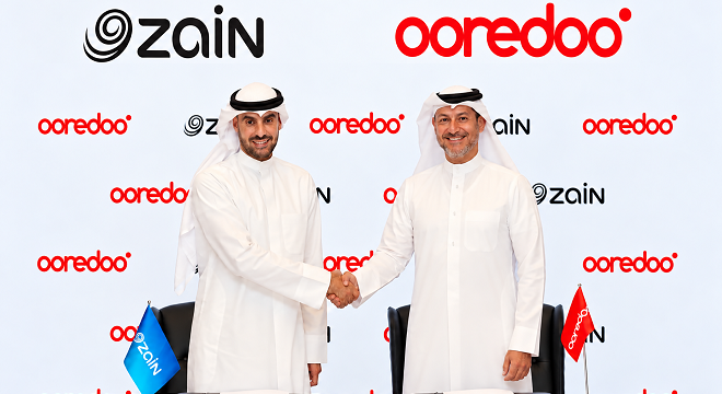 Aziz Aluthman Fakhroo_Ooredoo Group CEO and Bader Al Kharafi_Zain Group Deputy Chairman and CEO_